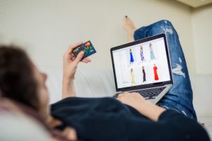 5 Unbeatable Ways to Find and Buy Cheap Designer Clothes Online