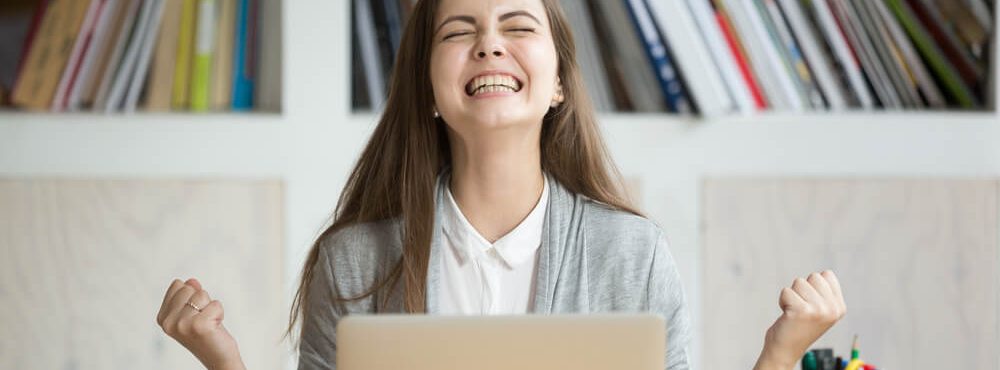 how to get a free laptop